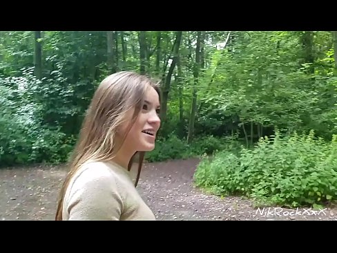 ❤️ Aghju suggeritu à Evelina ch'è no fottemu in un locu publicu ! Ella disse di sì. Allora l'aghju scopata in u culo è cum'è in bocca. Allora si pisciava. ❌ Solo porno à noi
