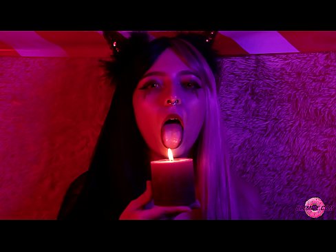 ❤️ Pompini passionali da Succubus sexy cù cumplimentu di bocca ❌ Solo porno à noi