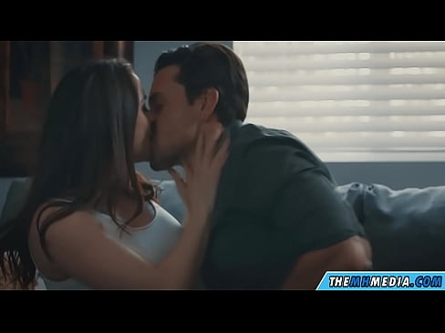 ❤️ Sessu romanticu cù una bona mamma tettona ❌ Solo porno à noi